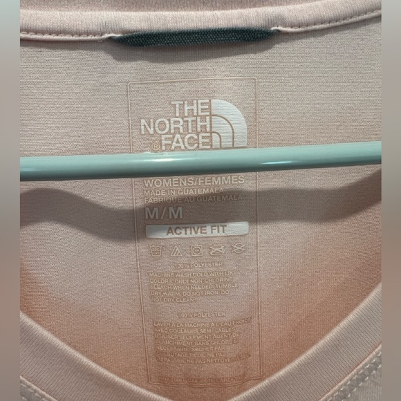 The North Face Women's Light Pink V-Neck Tee - Picture 4 of 6